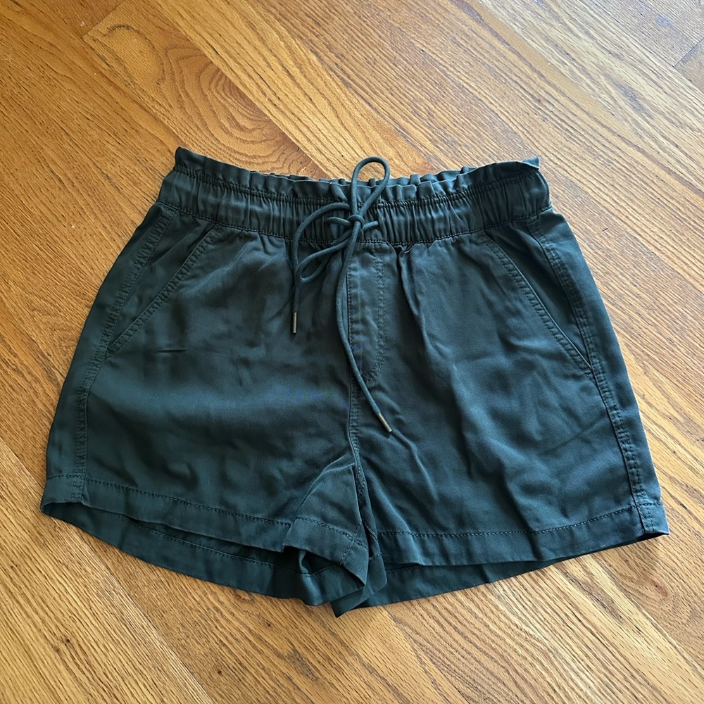 LOFT 3” Paperbag Drawstring Shorts - NWT